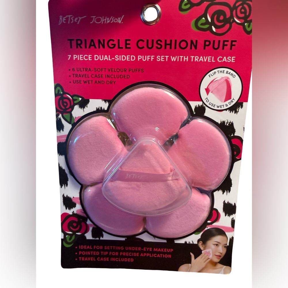 Betsey Johnson NWT 7 Pc Beauty Tool Set Body Mists, Hair Brush, Puffs etc BJ008 - Picture 13 of 16